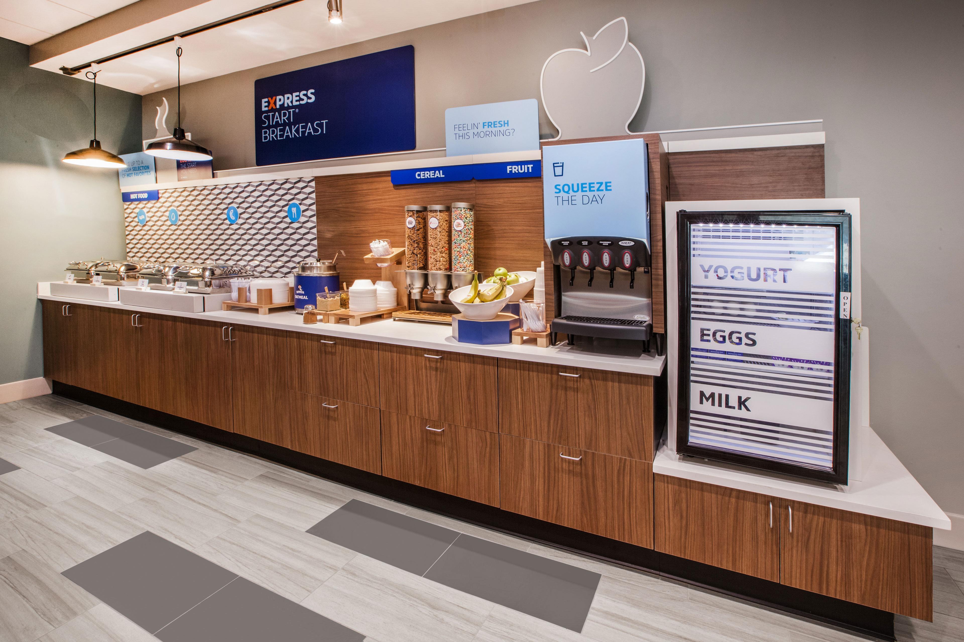 Holiday Inn Express Hotel & Suites Mattoon By Ihg Экстерьер фото