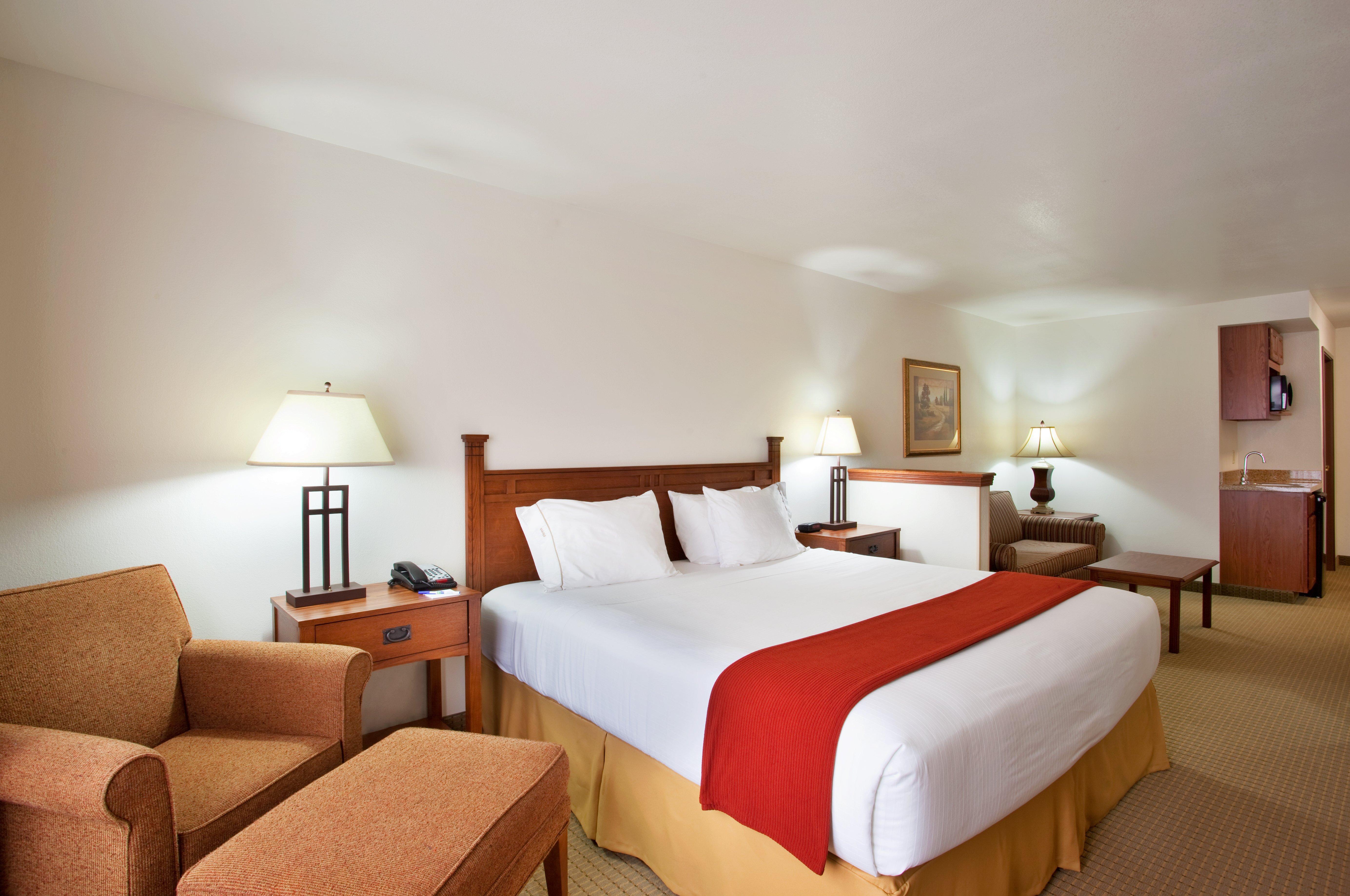 Holiday Inn Express Hotel & Suites Mattoon By Ihg Экстерьер фото
